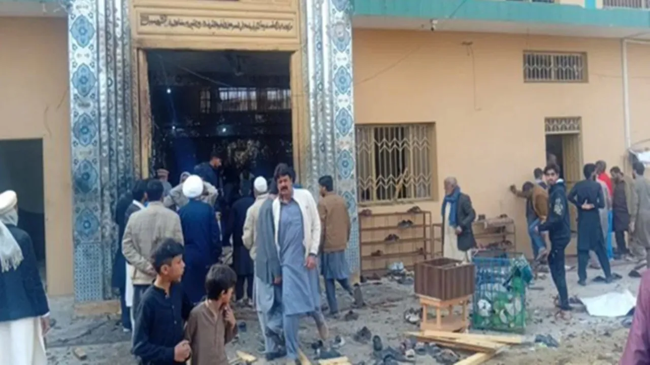 Pakistan Blast : इस्लामाबाद में शिया मस्जिद पर आत्मघाती हमला, 12 लोगों की मौत, कई घायल 