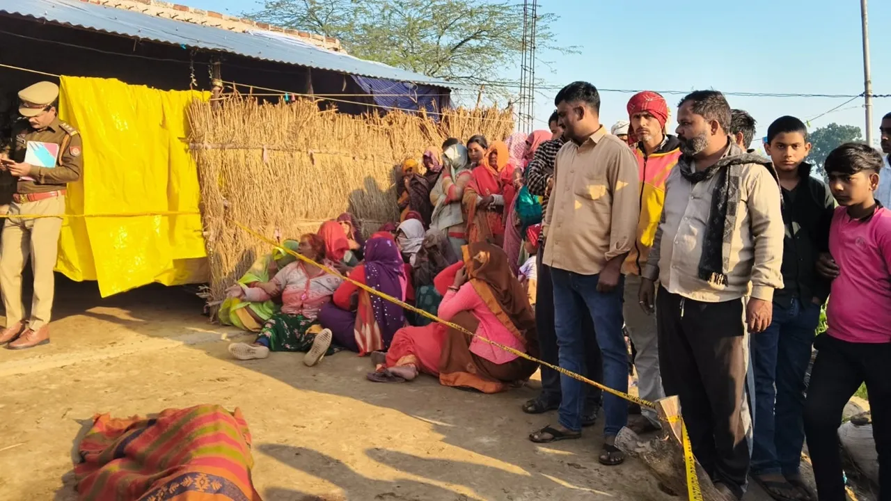 Etawah News : पत्नी ने प्रेमी के साथ मिलकर की पति को कुल्हाड़ी से काटा, इलाके में सनसनी, जांच में जुटी पुलिस 