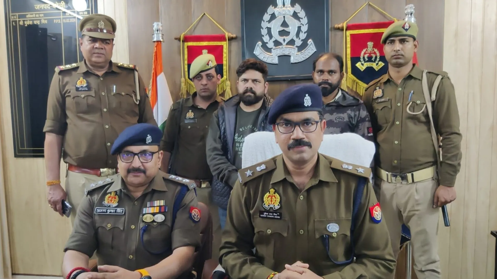 Bareilly : हिस्ट्रीशीटर इशरत अली के कहने पर आए थे हथियार