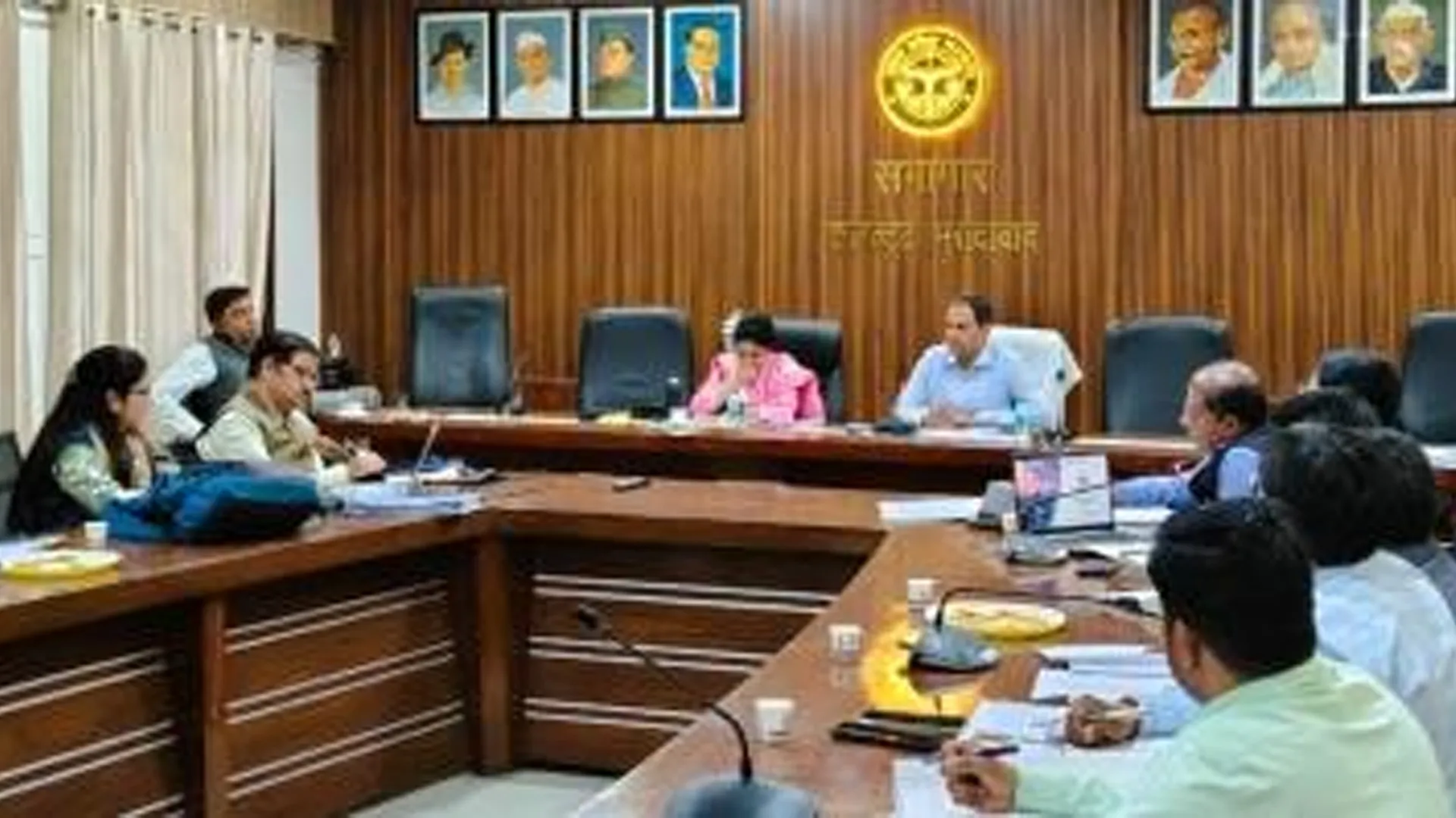 मुरादाबाद : ऑपरेशन कायाकल्प के सभी कार्यों को दो महीने में करें पूरा