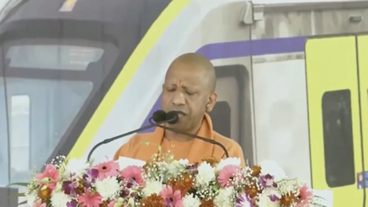 सीएम योगी ने कहा- रैपिड रेल और एक्सप्रेस-वे ने मेरठ-दिल्ली की दूरी घटाई, 50 मिनट में सफर संभव