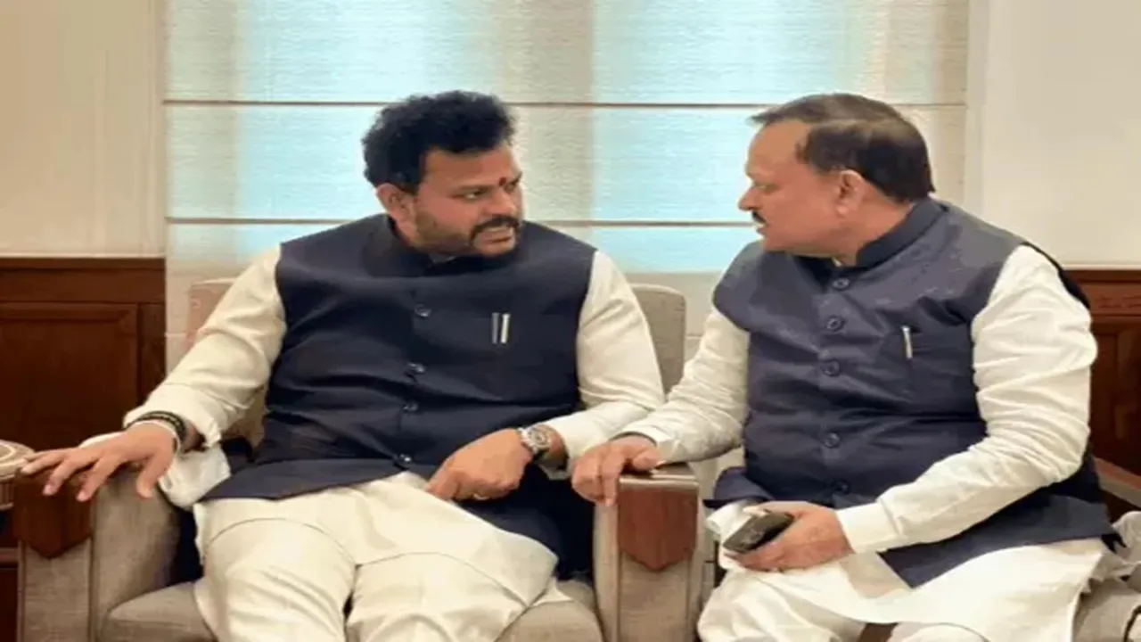 उड्डयन मंत्री से मिले सांसद रमेश अवस्थी, कानपुर-दिल्ली के लिए एक और फ्लाइट जल्द 