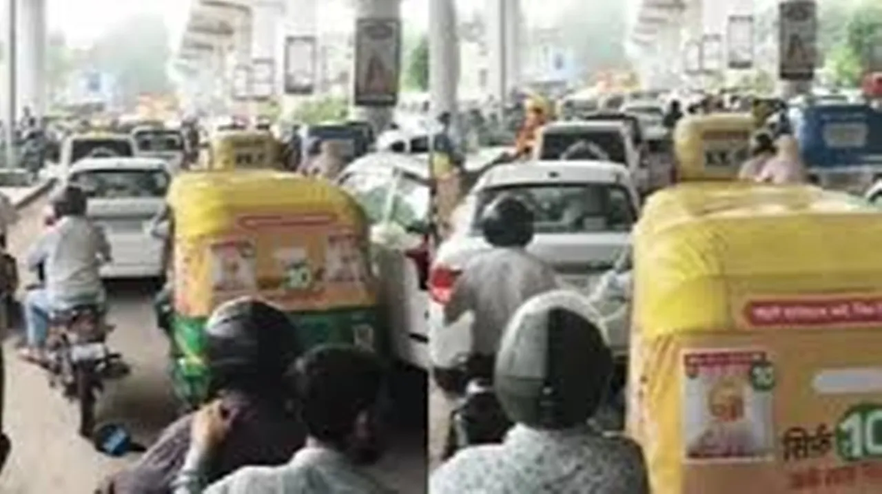 कानपुर : ऐसा कोई गली कूचा नहीं, जिसे जाम ने जकड़ा नहीं, टाटमिल का जाम अफीमकोठी पहुंचा, यू टर्न बना मुसीबत 