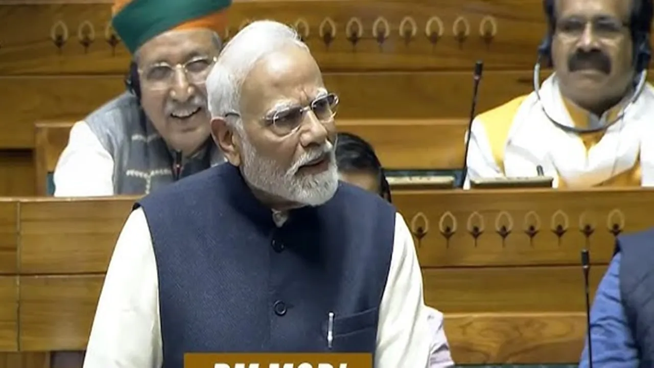 लोकसभा में विपक्ष का हंगामा :  पीएम मोदी का भाषण टला, कार्यवाही गुरुवार तक के लिए स्थगित