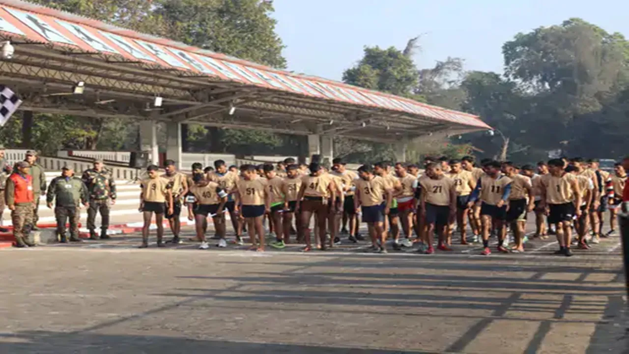 Agniveer Recruitment Rally : लखनऊ में अग्निवीर भर्ती रैली शुरू, पहले दिन पहुंचे 265 उम्मीदवार 