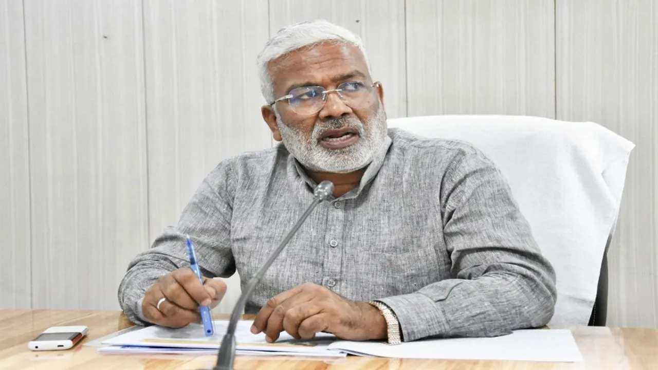 30 दिन में 100 फीसद जलापूर्ति नहीं तो एफआईआर व टर्मिनेशन : मंत्री स्वतंत्र देव ने कार्यदायी संस्थाओं को दी चेतावनी 