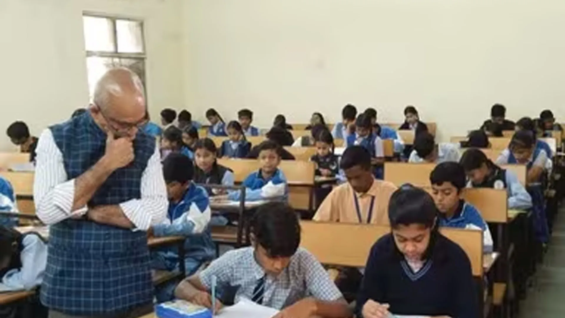 Moradabad: यूपी बोर्ड परीक्षा...तैयारी पूरी, डीआईओएस कार्यालय परिसर में बना कंट्रोल रूम