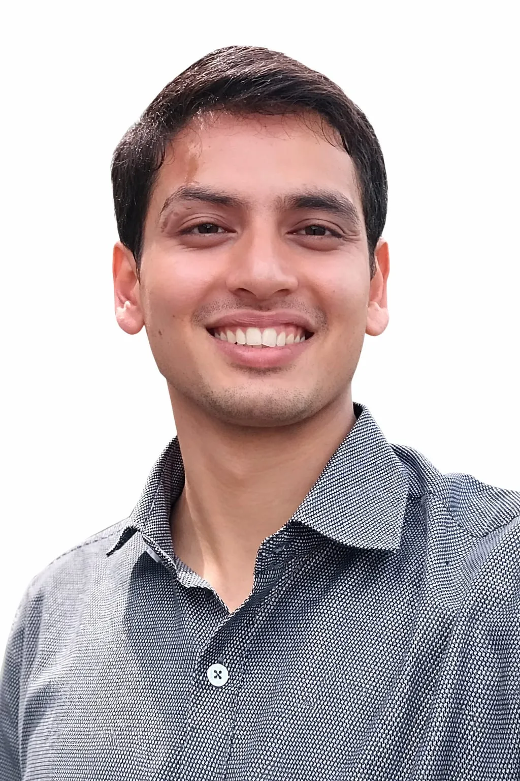 जल निगम के रिटायर्ड कर्मी के बेटे विवेक जीना ने रोशन किया चोपड़ा गांव का नाम