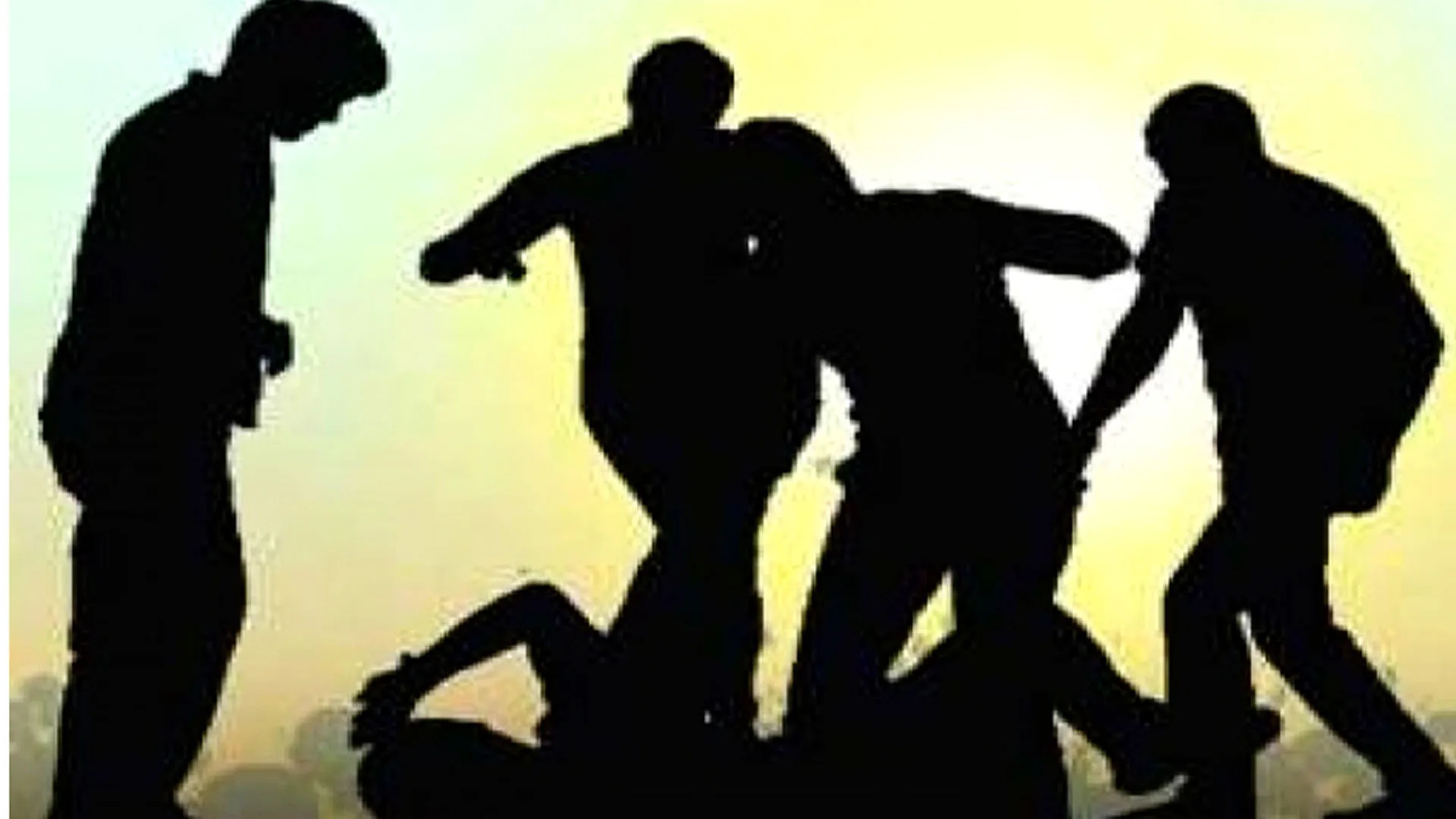 Moradabad: बेटी की शादी की दावत न देने पर रिश्तेदारों ने पिता को पीटा