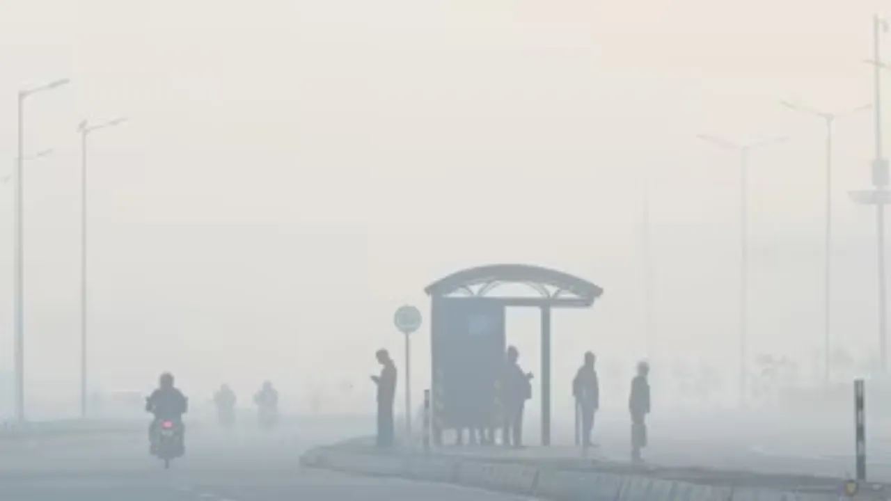 Weather Update: फरवरी में शीतलहर और बारिश का डबल अटैक, उत्तर भारत में कड़ाके की ठंड जारी, कई राज्यों में अलर्ट