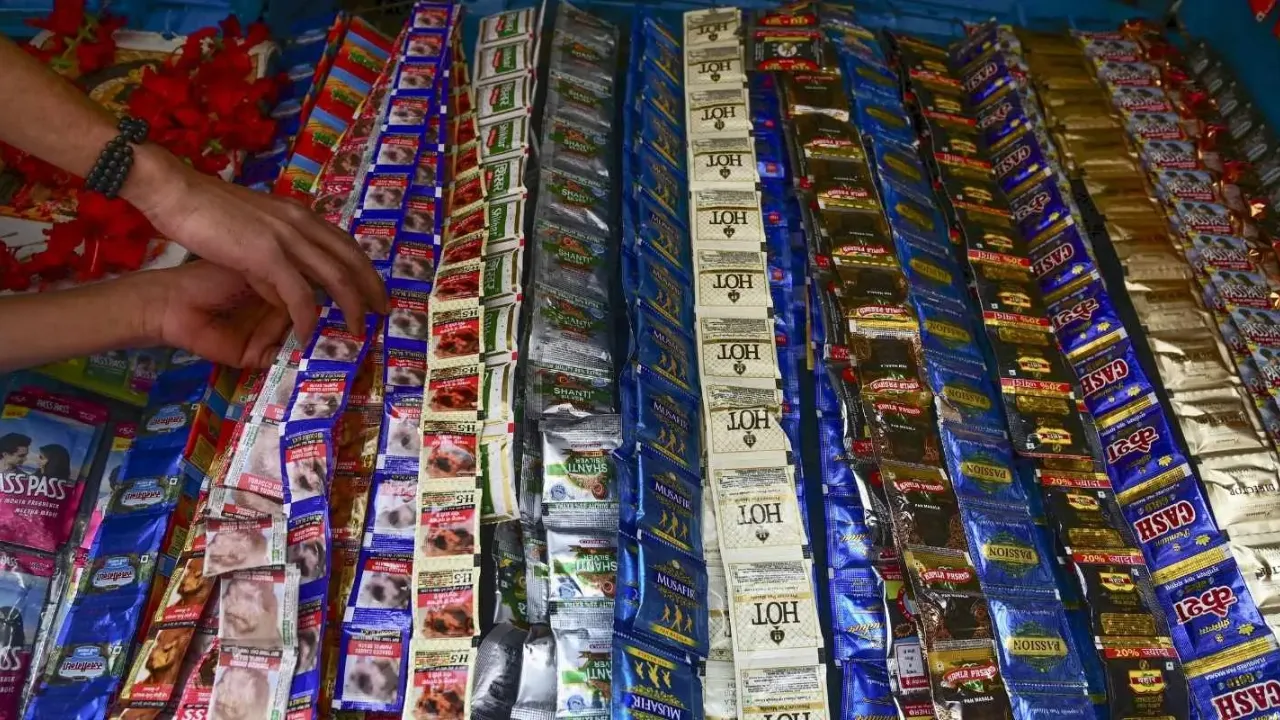 पान मसाला अब और महंगा: सरकार 88% टैक्स से वसूलेगी भारी रकम, 2026-27 में सिर्फ सेस से ₹14,000 करोड़ की उम्मीद!