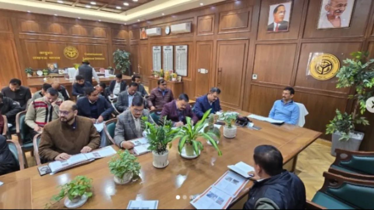 पार्कों के आय-व्यय की रिपोर्ट दें LDA-स्मारक समितियां... समीक्षा बैठक में मंडलायुक्त ने नियमित मॉनीटरिंग के दिए निर्देश