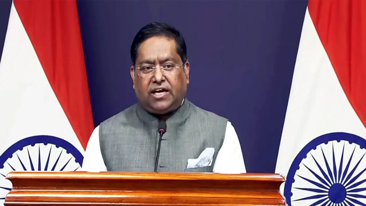 क्या भारत रूस से तेल खरीदना बंद करेगा? ट्रंप के दावे पर MEA ने दिया साफ जवाब