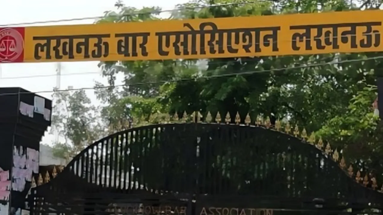 लखनऊ में राहत: आश्वासन पर मानें अधिवक्ता, फिर से खुले सदर-सरोजनी नगर रजिस्ट्री कार्यालय 