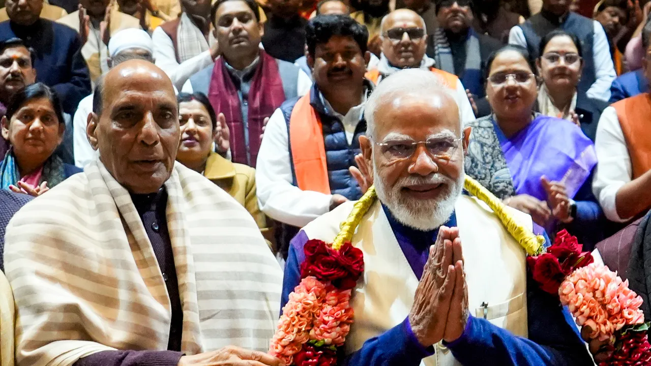 भारत-अमेरिका के बीच ऐतिहासिक व्यापार समझौता: ट्रंप ने घटाया टैरिफ, मोदी बोले - 'इस सदी की सबसे बड़ी घटना'