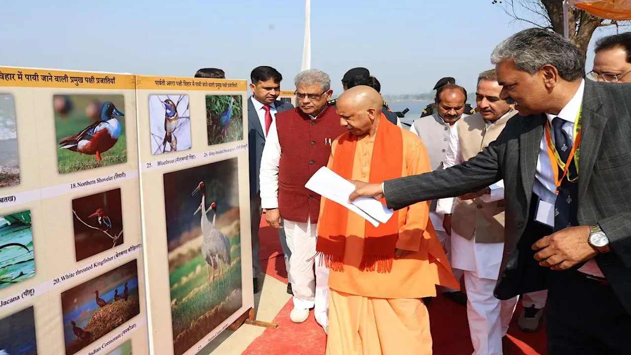 वन्यजीवों की सुरक्षा सर्वोपरि...CM योगी ने दिए सख्त निर्देश: संवेदनशील क्षेत्रों में विकास अब वैज्ञानिक मानकों और पर्यावरण संतुलन के साथ होगा
