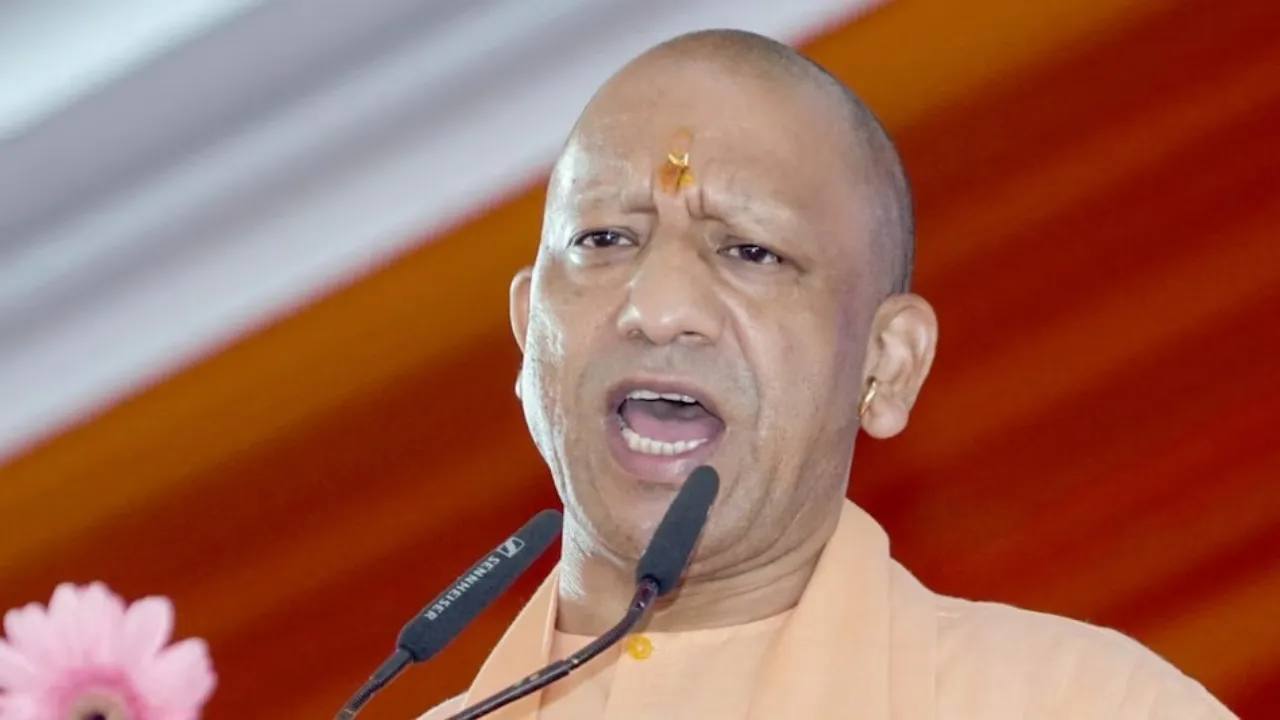 बाराबंकी में दहाड़े CM योगी... कहा- कयामत के दिन के लिए मत जियो, हिंदुस्तान में कायदे से रहना सीखो क्योंकि... 