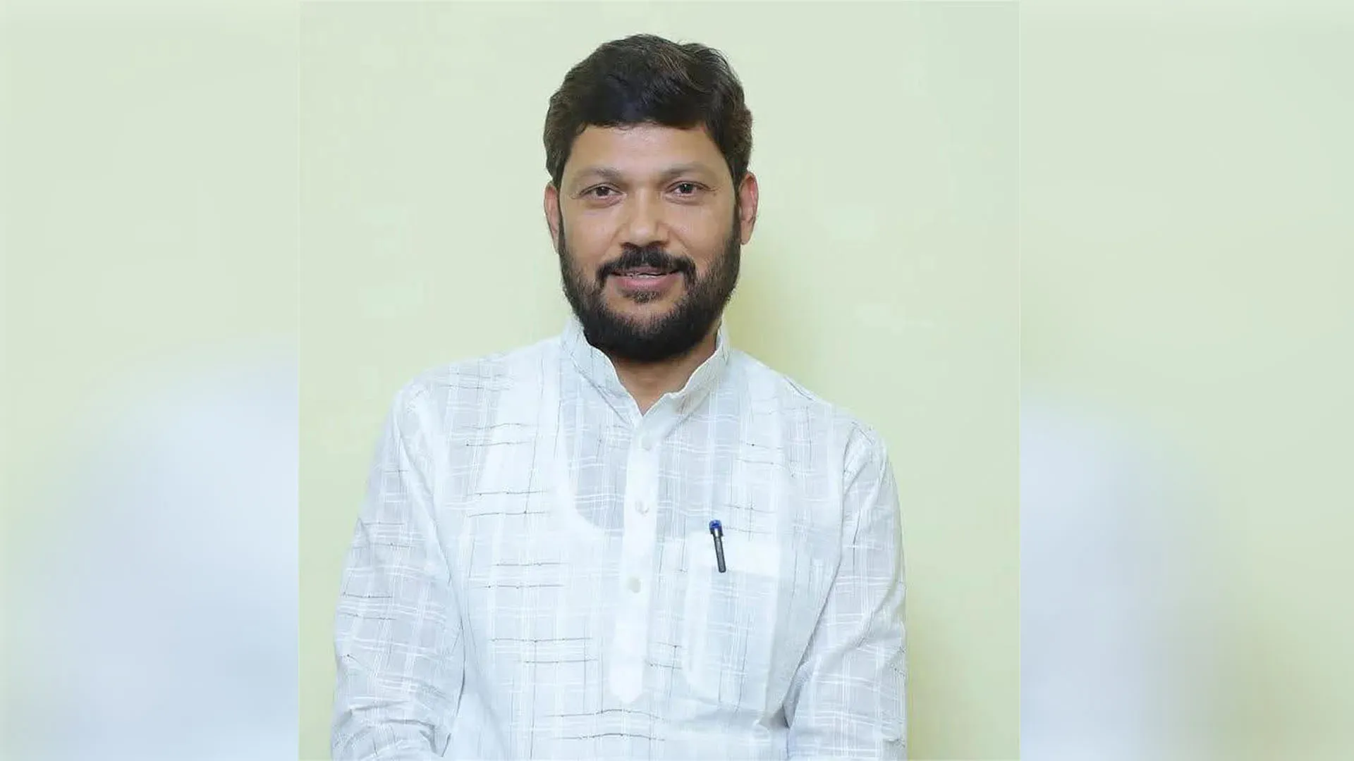 Bareilly: सपा सांसद नीरज मौर्य बोले-अमीरों की नौ साल में 12.3 लाख करोड़ कर्ज माफी