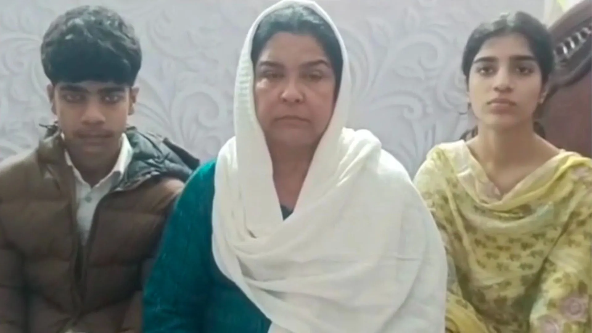 फारुख हत्याकांड : पत्नी गौसिया बोली कार्रवाई नहीं हुई तो करूंगी आत्मदाह