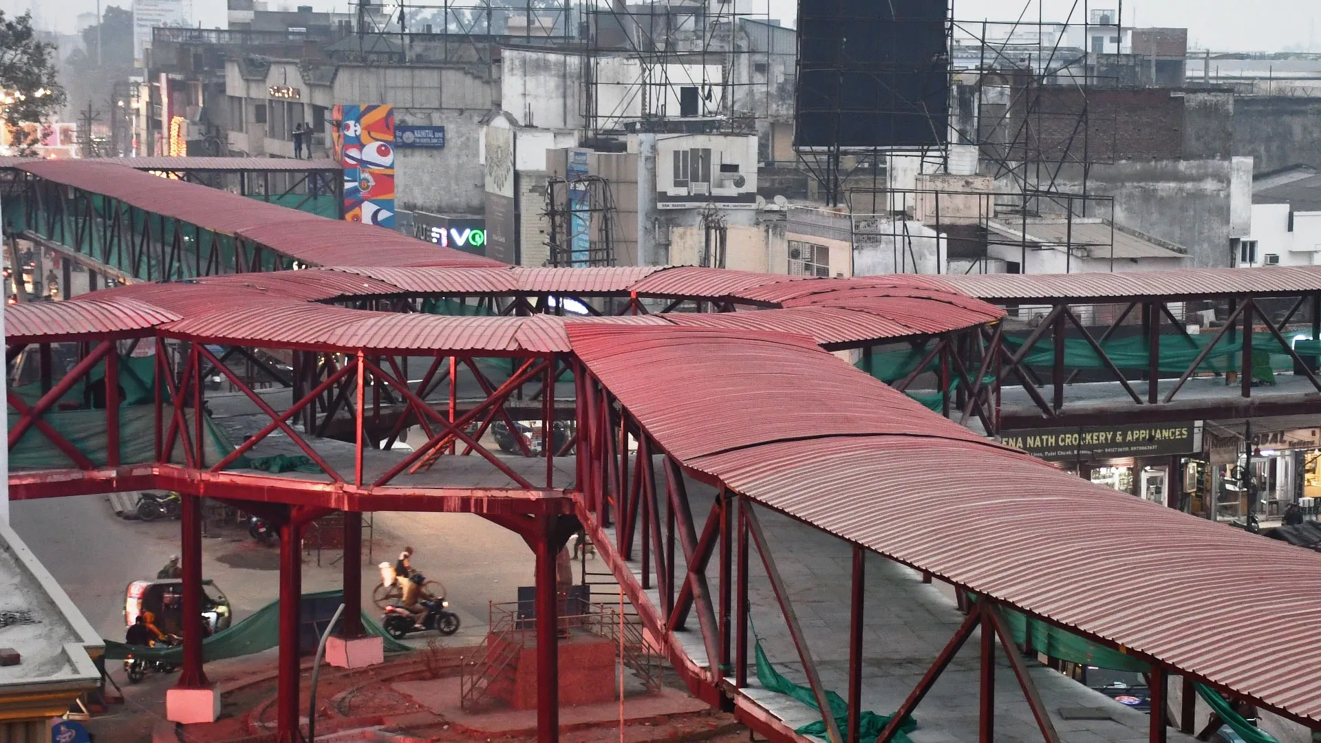 Bareilly: करोड़ों खर्च फिर भी शुरू नहीं हो सके स्मार्ट सिटी के प्रोजेक्ट