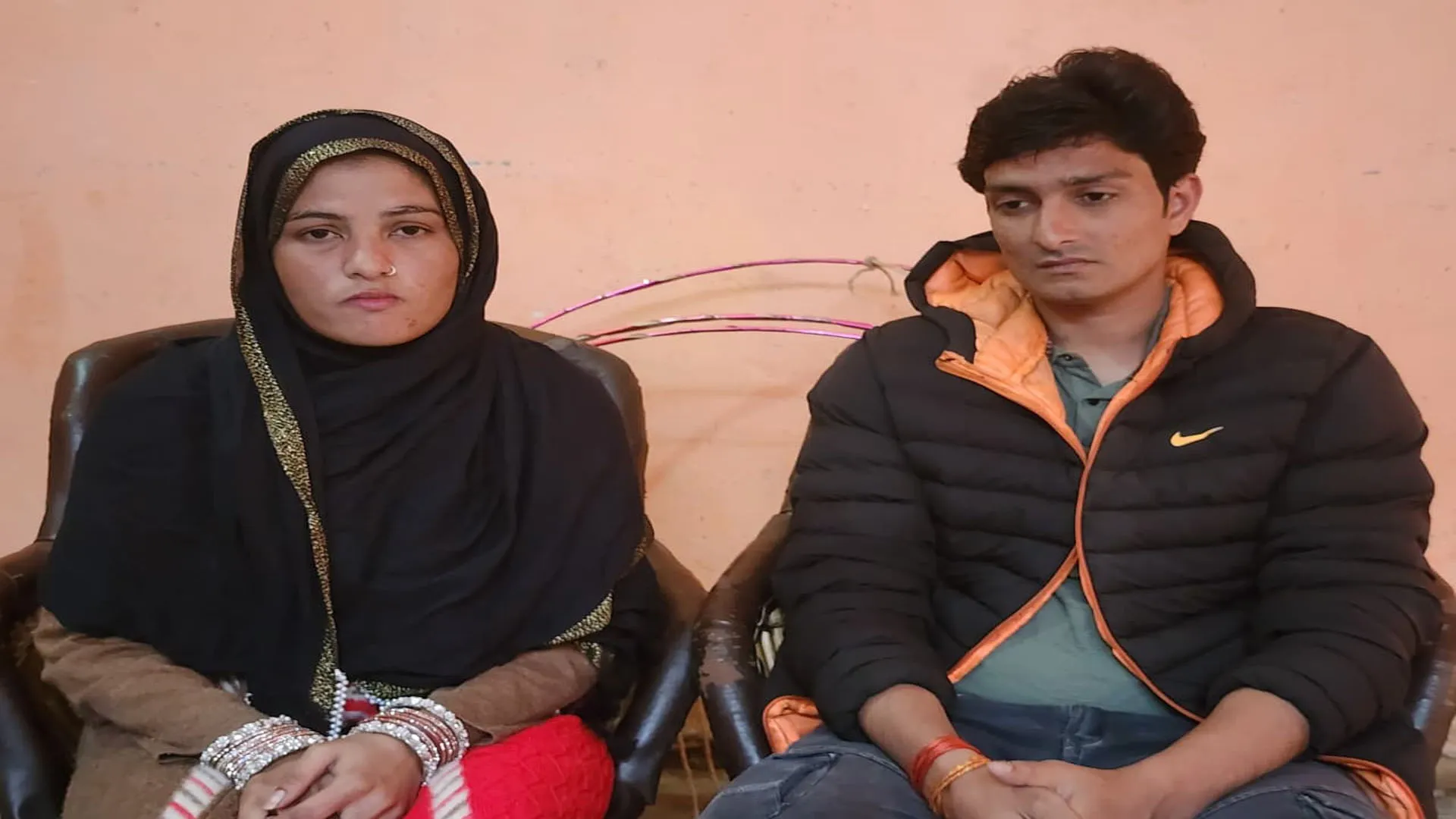 बुर्का पहनकर उठाई थी कांवड़:  सोशल मीडिया पर ट्रोलिंग से आहत तमन्ना बोली, मेरी मर्जी से लोगों दिक्कत क्यों