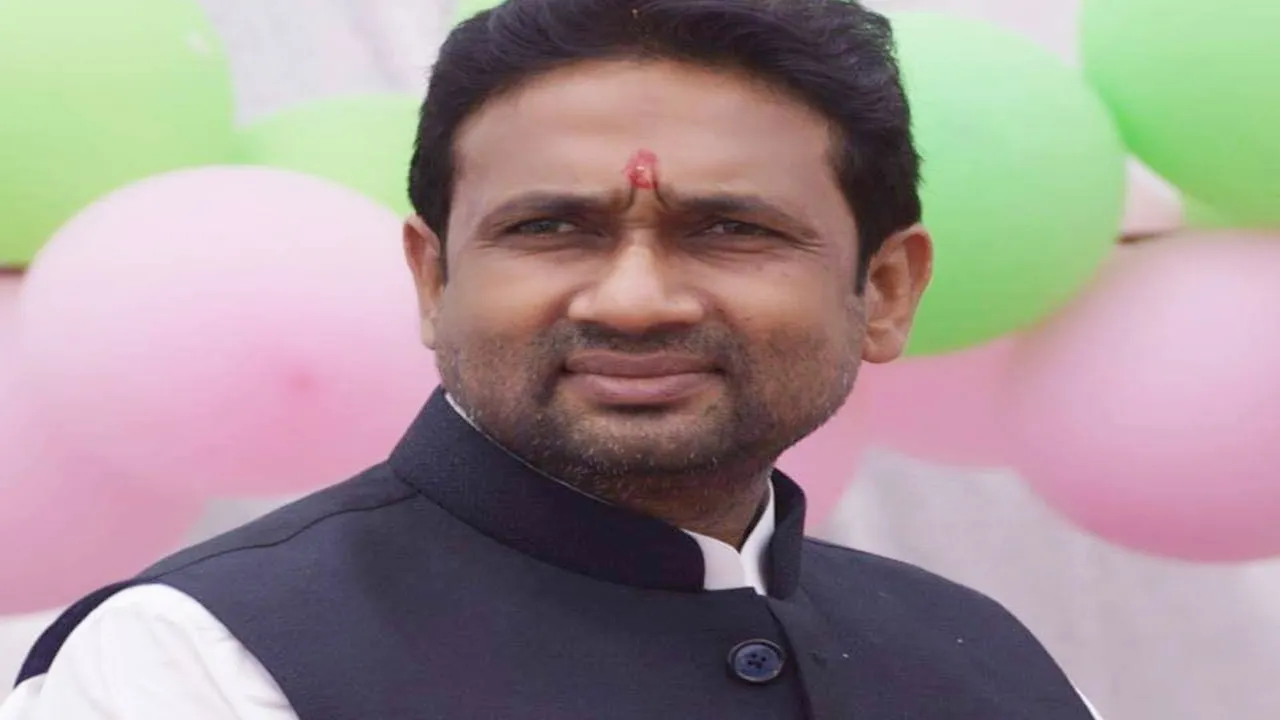 Umashankar Singh : बसपा विधायक के यहां तीसरे दिन भी जारी रही आयकर टीम की कार्रवाई, बढ़ा जांच का दायर तो लपेटे में आ सकते हैं कई दिग्गज