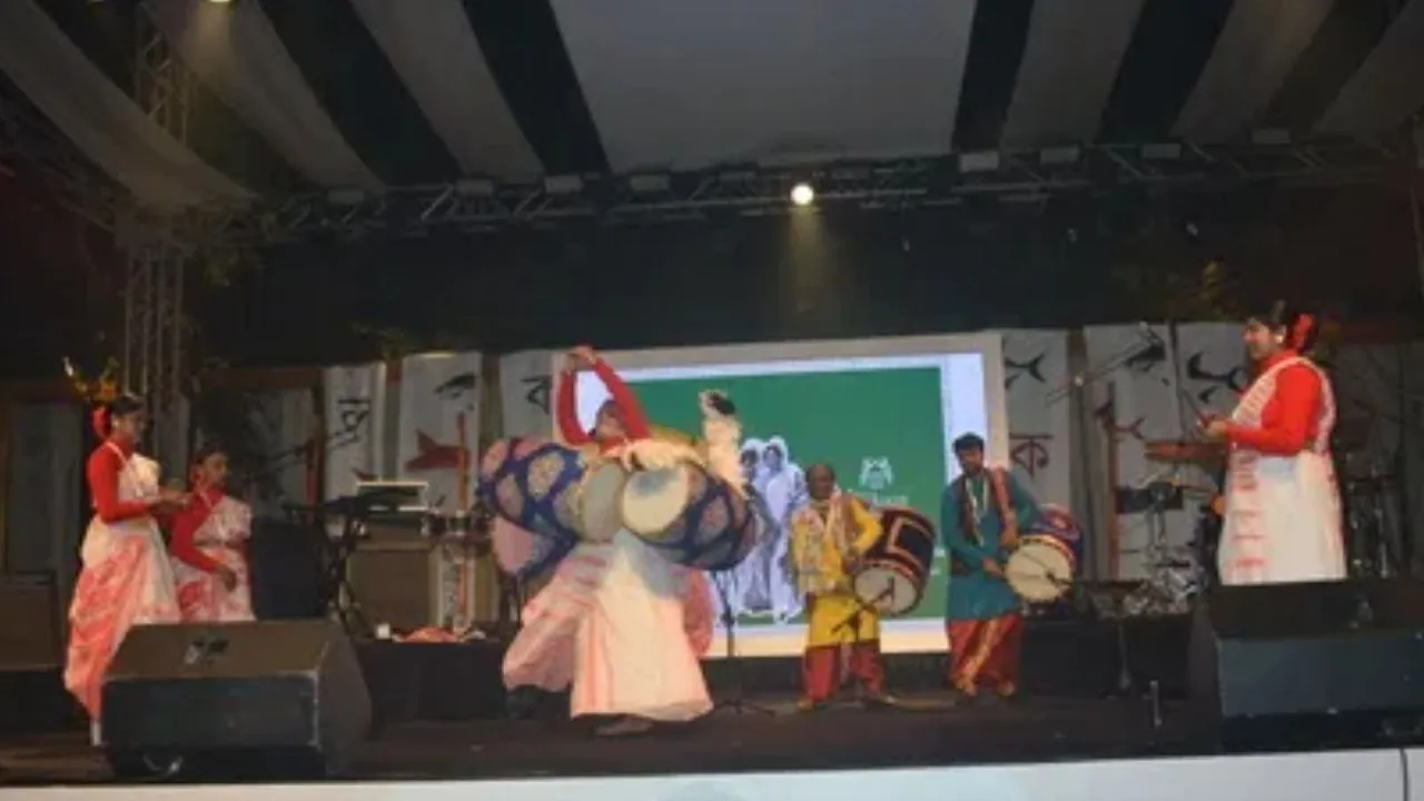  महिंद्रा सनतकदा महोत्सव का समापन: विद्वानों से संवाद, हस्तशिल्प प्रदर्शन और संगीत ने लिया विराम