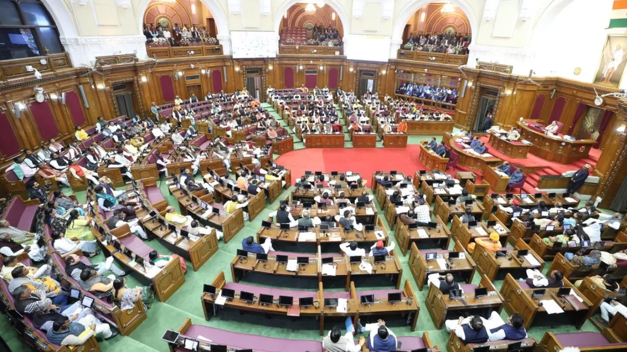  यूपी बजट सत्र से पहले समीक्षा...दिव्यांगजन और पिछड़ा वर्ग का सशक्तीकरण सर्वोच्च प्राथमिकता