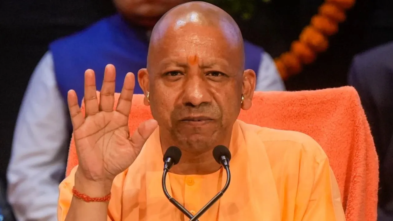 लखनऊ :  जनता दर्शन में बोले सीएम योगी... बर्दाश्त नहीं अवैध कब्जा, दोषियों पर जारी रहेगी कड़ी कार्रवाई