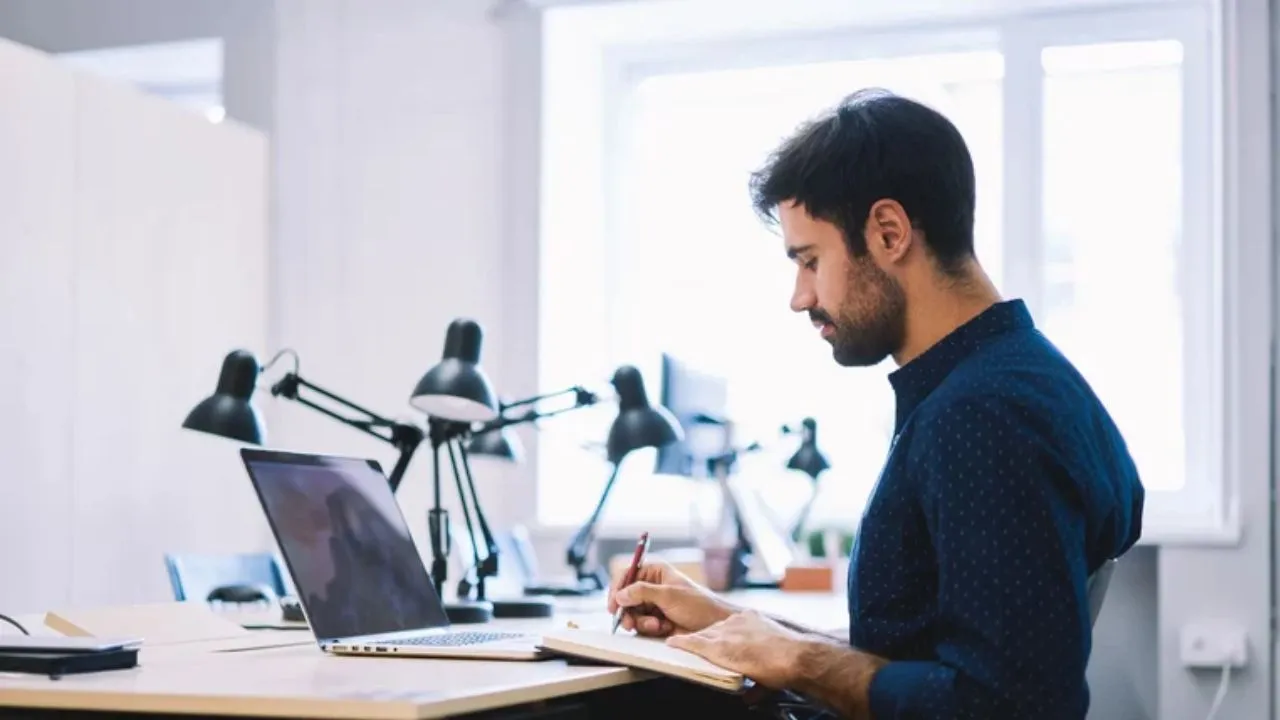 जॉब का पहला दिन:  जिम्मेदारी की दहलीज पर पहला कदम