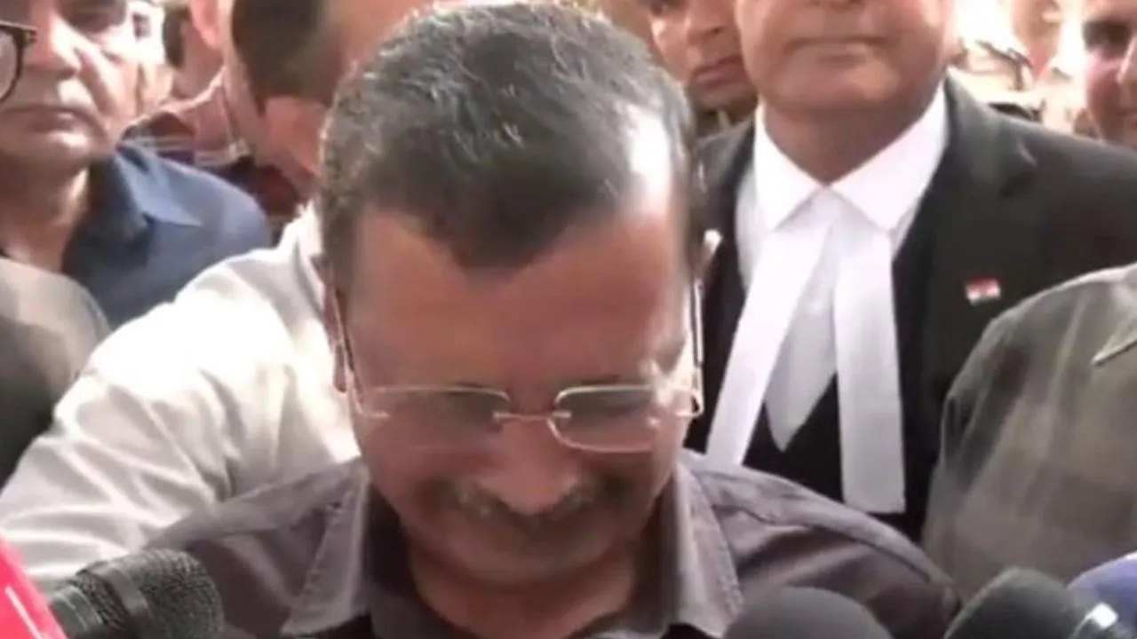  Liquor Policy Scam: कोर्ट से बरी होने पर भावुक हुए केजरीवाल, बोले-इतिहास की सबसे बड़ी राजनीतिक साजिश 