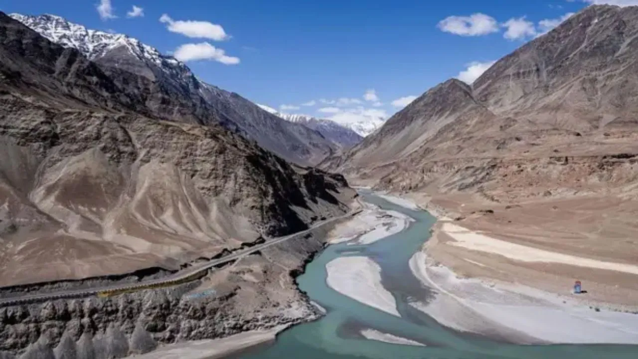  उत्तराखंड मौसम :  हल्की धूप के बीच बादलों की मौजूदगी, रामनगर में तापमान गिरा  