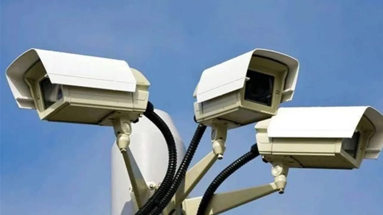  राममंदिर की सुरक्षा में 1000 सीसीटीवी कैमरे,  70 एकड़ परिसर चारों तरफ निर्माणाधीन दीवार पर बनाए जा रहे 28 वॉच टावर