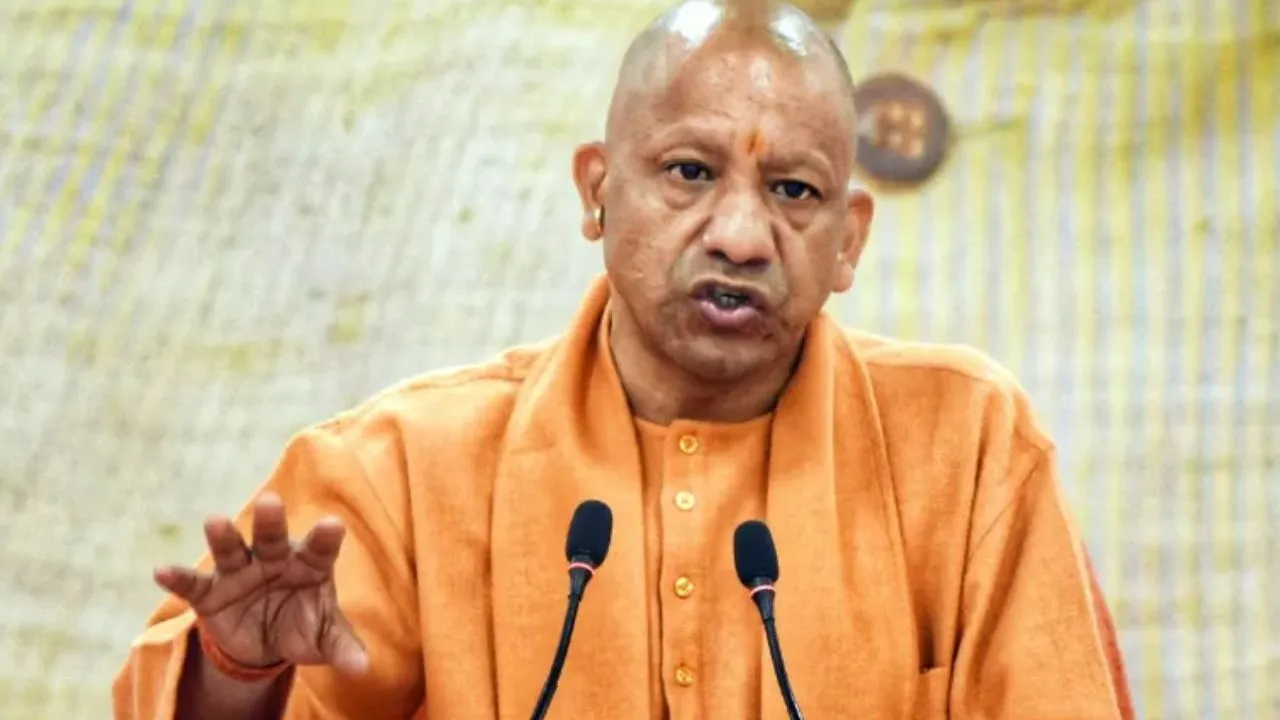 होली पर योगी सरकार का तोहफा:  सभी कर्मचारियों का वेतन जारी करने के निर्देश, 3 मार्च को छुट्टी का ऐलान 