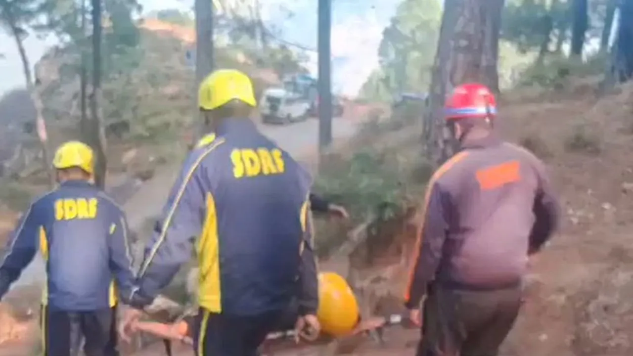 कॉर्बेट में मॉक ड्रिल का आयोजन:   जंगलों को आग से बचाने की तैयारियां शुरू, फायर सीजन को लेकर त्वरित कार्रवाई करेगा प्रशासन