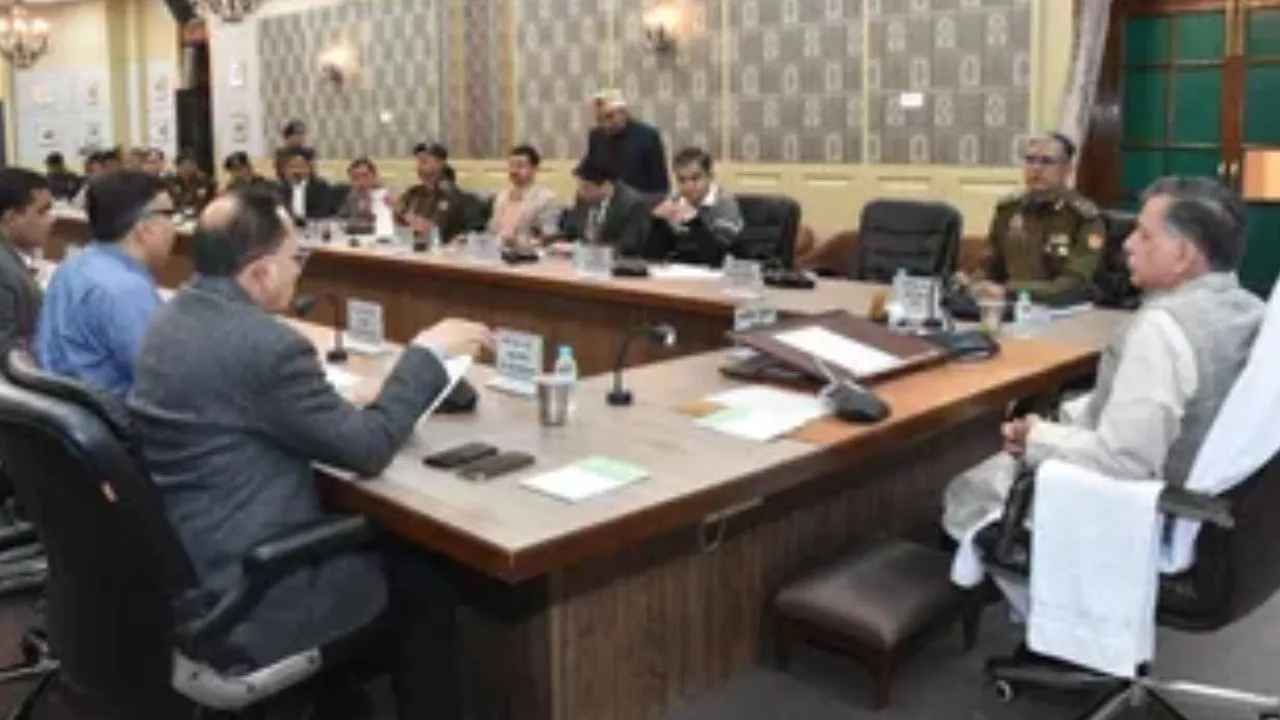 यूपी में आने वाला है बजट 2026 :  सतीश महाना ने बैठक कर दिया निर्देश, 'सत्र के दौरान न हो किसी भी स्तर पर सुरक्षा में चूक' 