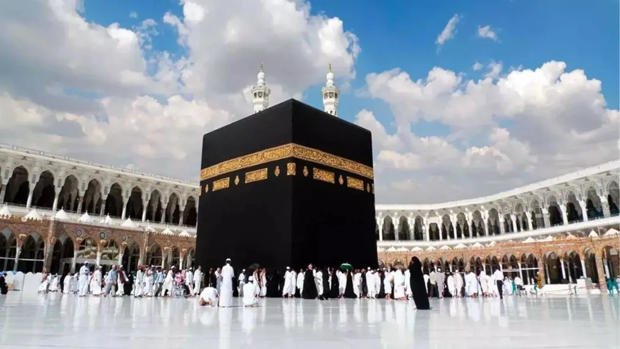 हज 2026:  अब और हाई टेक होगी यात्रा, जानिए कब शुरू हो रहे प्रशिक्षण कार्यक्रम