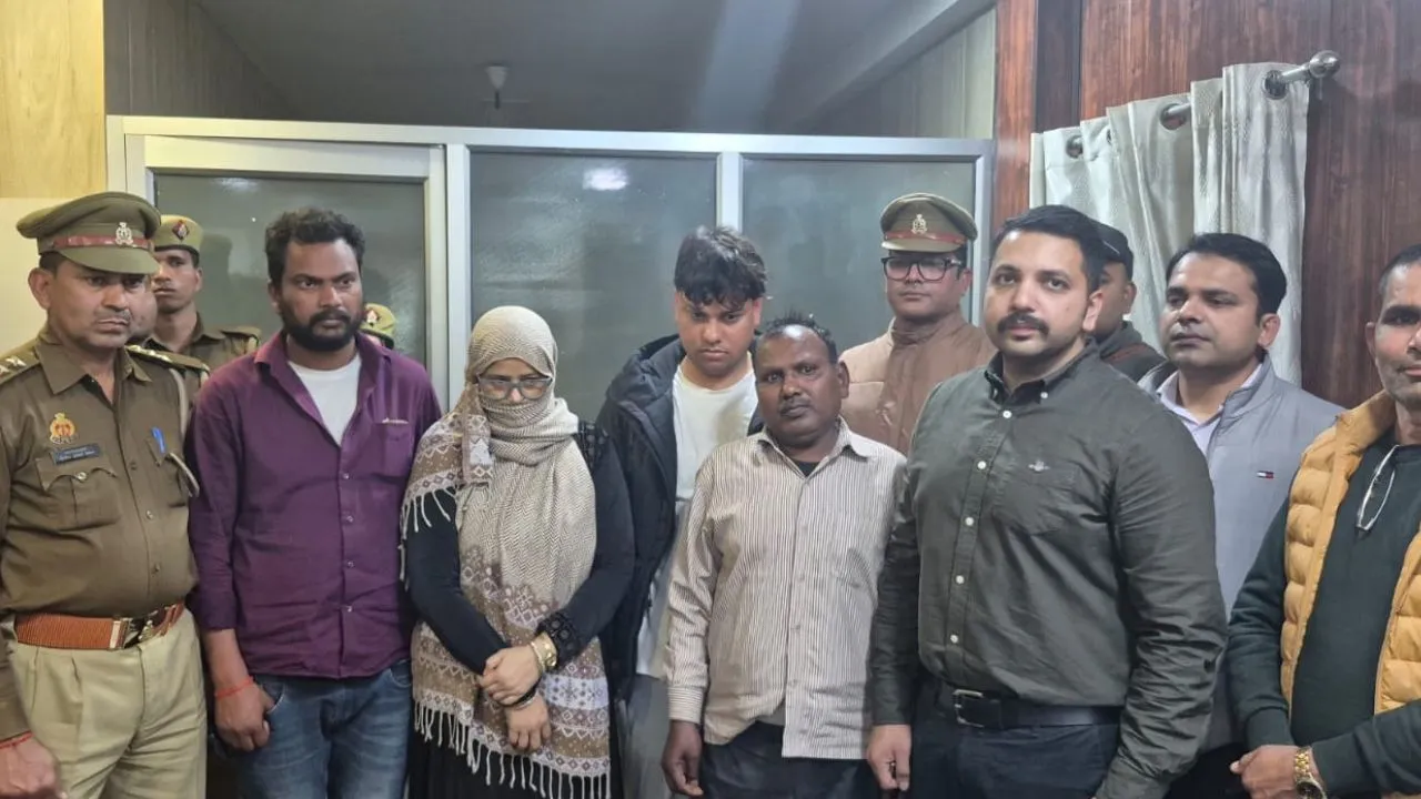  लखनऊ में बोगस फर्म से करोड़ों की GST चोरी करने वाले गिरोह का खुलासा, चार गिरफ्तार