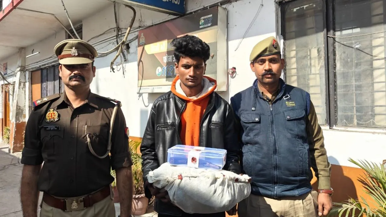 लखनऊ मेट्रो स्टेशन पर बैग में तमंचा लेकर पहुंचा छात्र:  पुलिस ने आरोपी को भेजा जेल, आर्म्स एक्ट की रिपोर्ट दर्ज 