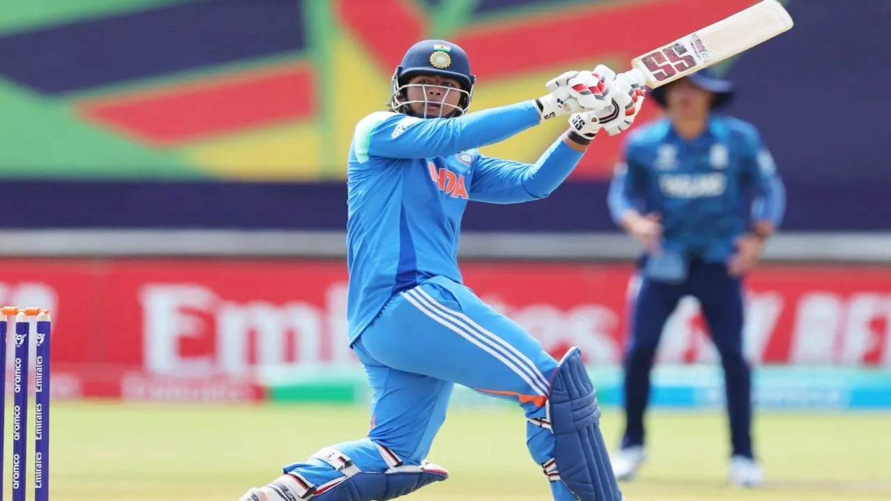 Under-19 World Cup 2026 : वैभव सूर्यवंशी का तूफानी शतक, भारत ने इंग्लैंड को दिया 412 रन का लक्ष्य