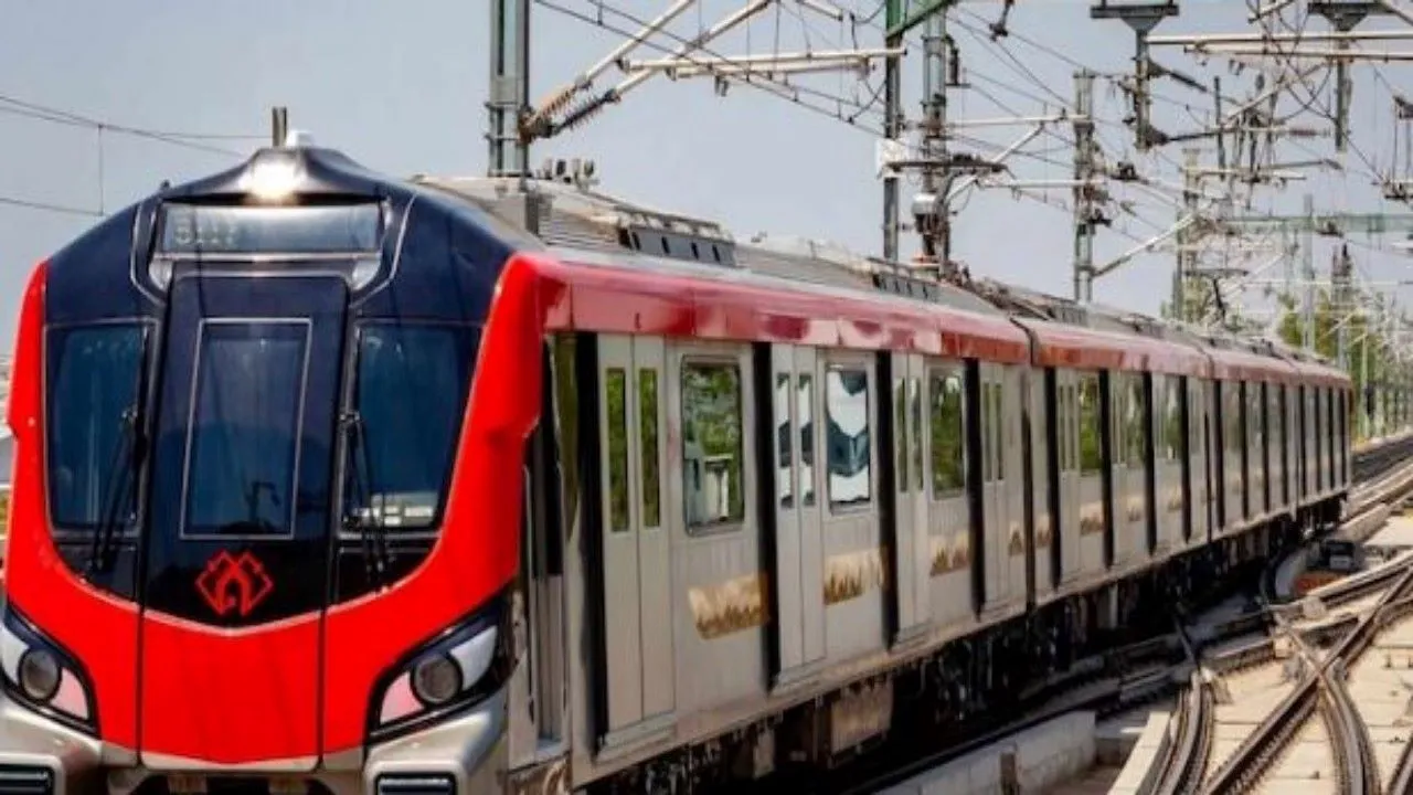लखनऊ :  मेट्रो में कल से शुरू होगी QR टिकटिंग सुविधा