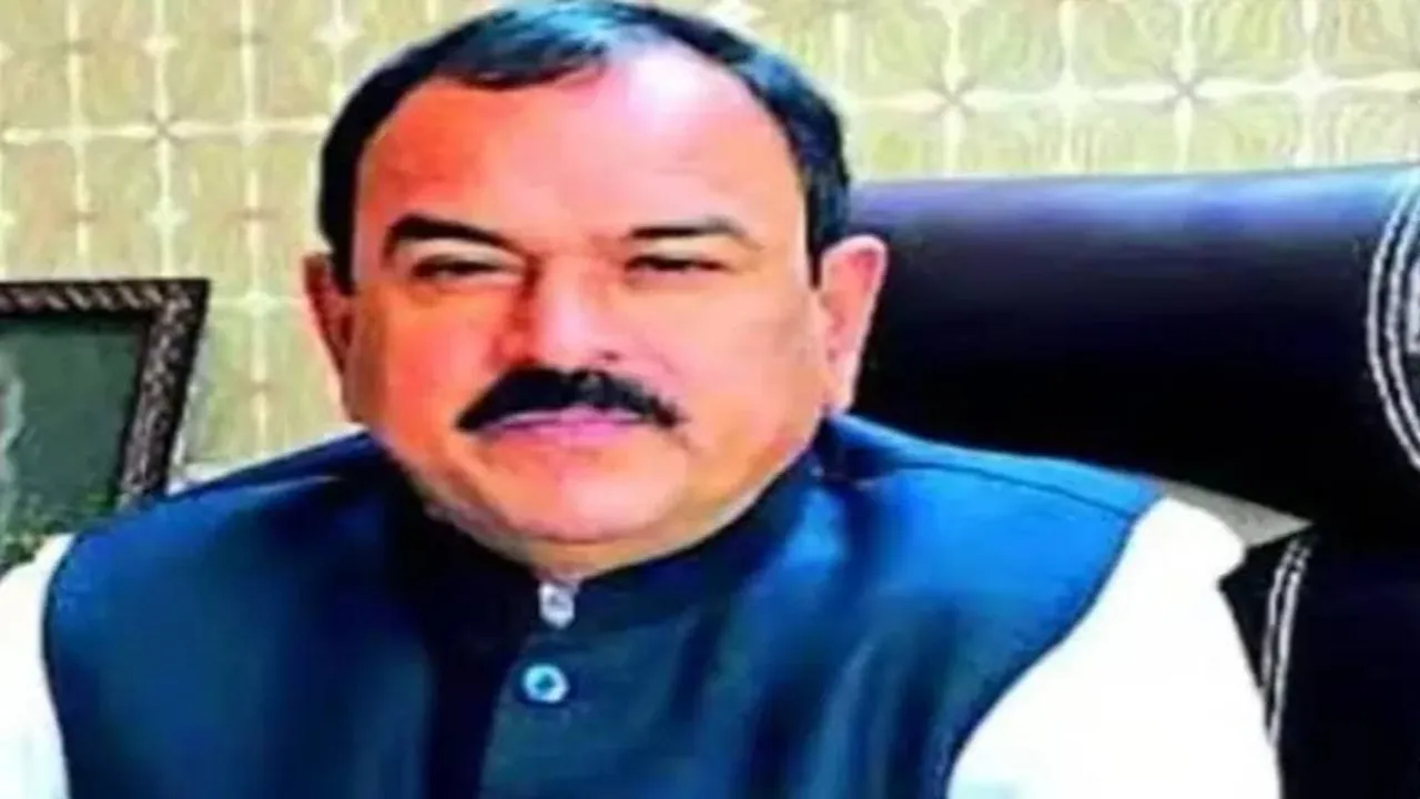 ज्योतिषी अशोक खरात के खिलाफ दो और मामले किए गए दर्ज, फोन पर 100 से अधिक शिकायत हुईं प्राप्त