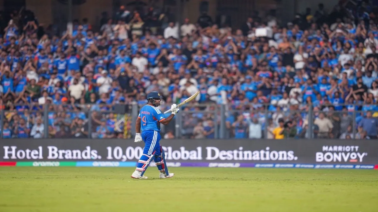 भारतीय टीम ने इंग्लैंड को दिया 254 रनों का लक्ष्य :  संजू सैमसन की विस्फोटक पारी