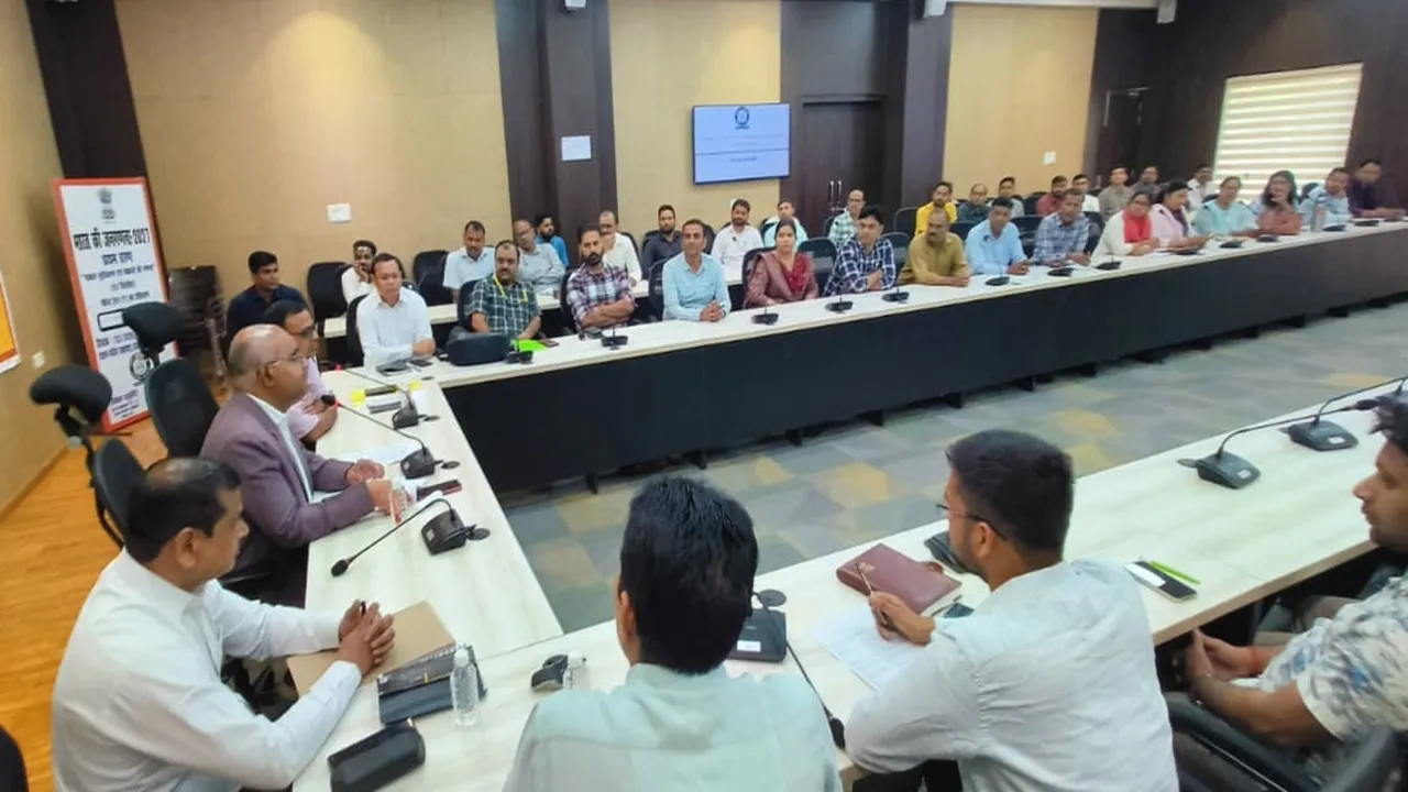 कानपुर : जनगणना-2027 के लिए फील्ड ट्रेनरों का प्रशिक्षण शुरू, डीएम ने किया शुभारंभ
