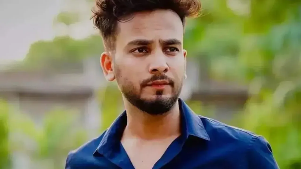 सांप का विष मामला : सुप्रीम कोर्ट ने रद्द की एल्विश यादव के खिलाफ प्राथमिकी और कार्यवाही