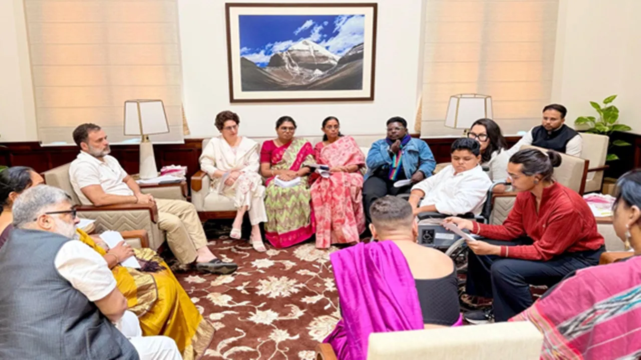 राहुल गांधी से मिला ट्रांसजेंडर प्रतिनिधि मंडल, बोले- विधेयक को वापस करने का बनाएं दबाव