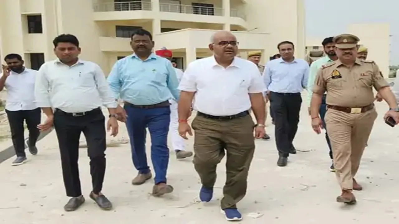 कानपुर : बिल्हौर थाना निर्माण में मिली कमियां मिलीं, डीएम ने दिए सुधार के निर्देश 