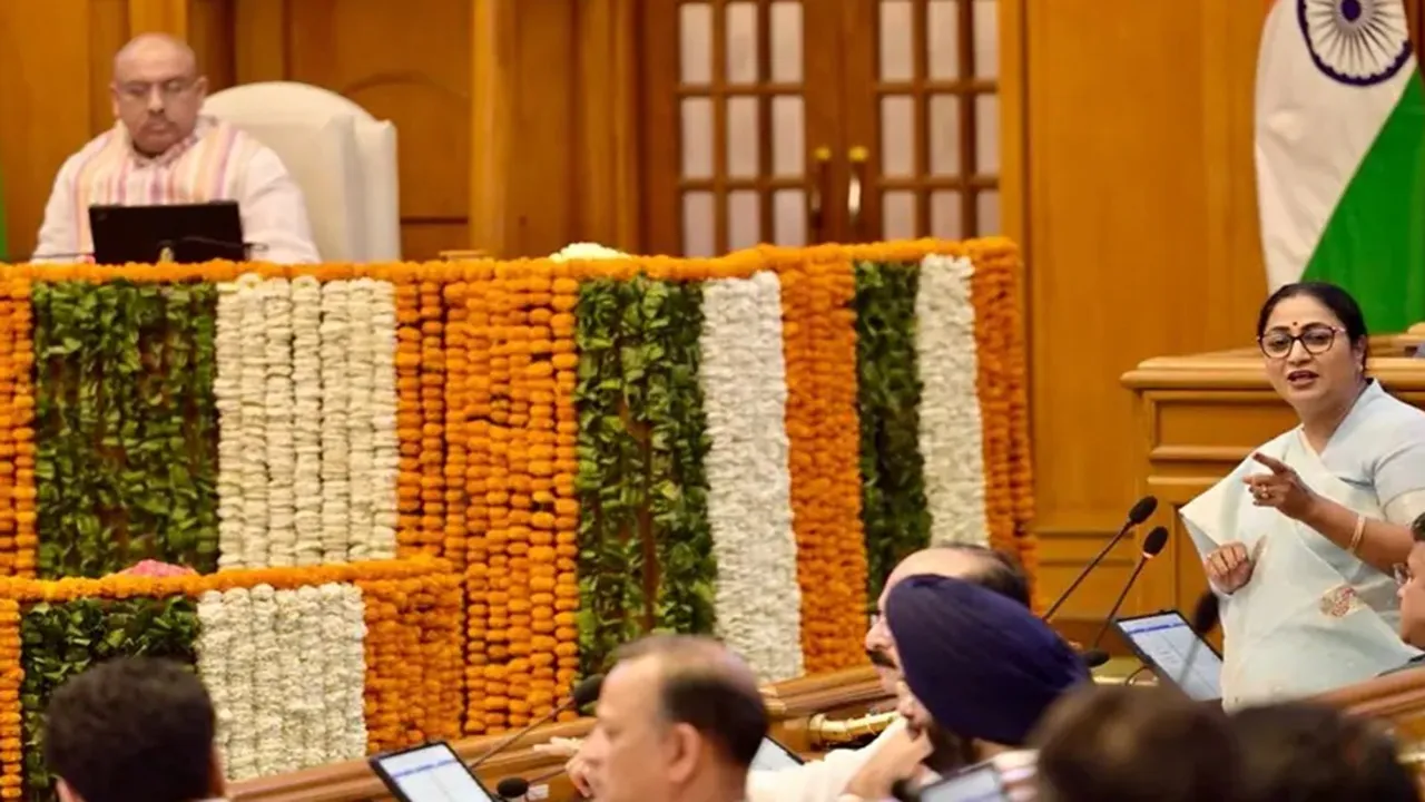 Delhi Budget 2026 : दिल्ली सरकार ने पेश किया 1,03,700 करोड़ का बजट, जानिए सीएम रेखा गुप्ता ने किस सेक्टर को क्या दिया?