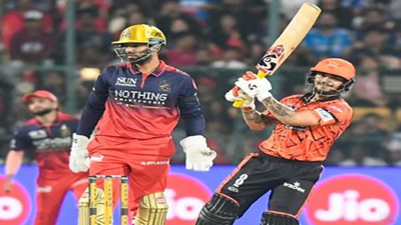 IPL 2026: कप्तान ईशान किशन की विस्फोटक पारी, SRH ने RCB को दिया 202 रन का लक्ष्य