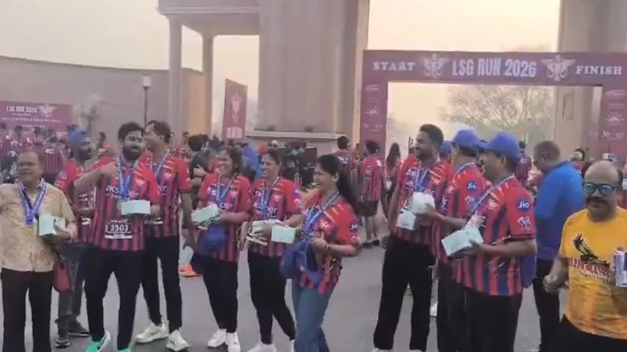 T20 World Cup : फाइनल से पहले UP में चरम पर क्रिकेट का ताप, टीम इंडिया की हौसलाफजाई के लिये कहीं पूजा पाठ तो कहीं मैराथन दौड़